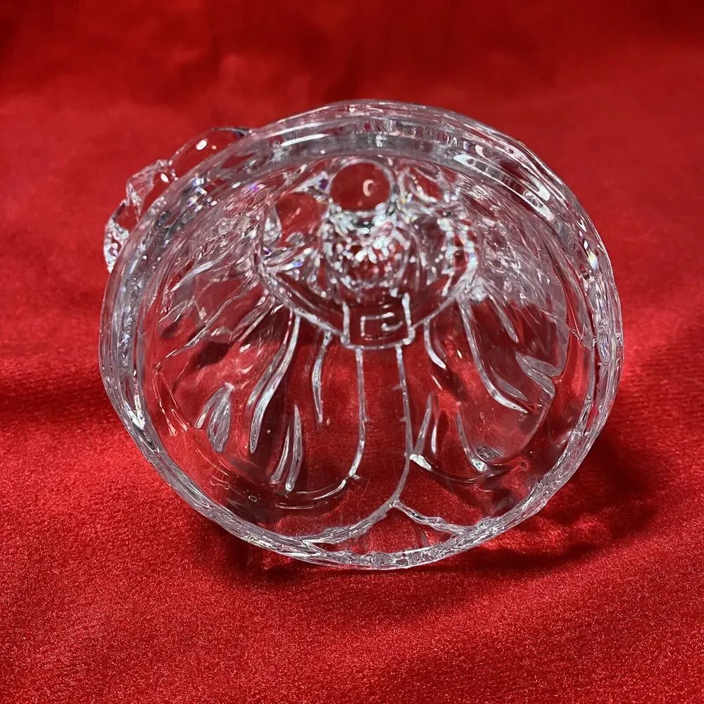 Unbranded crystal glass